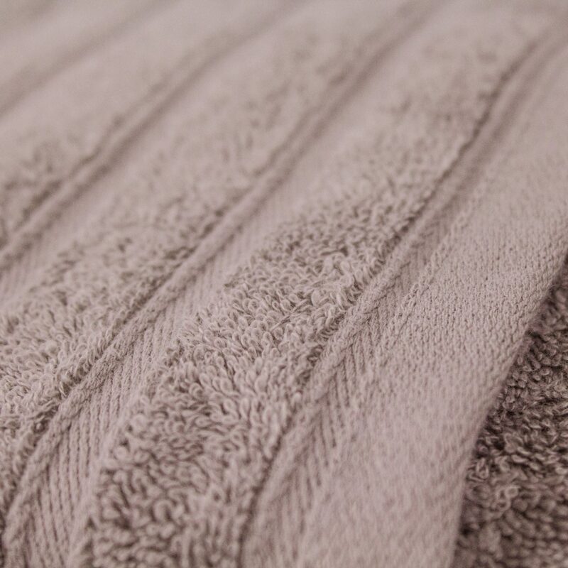 TOALLA DUCHA 70x140 - 500 gr algodón peinado 100% - Imagen 3