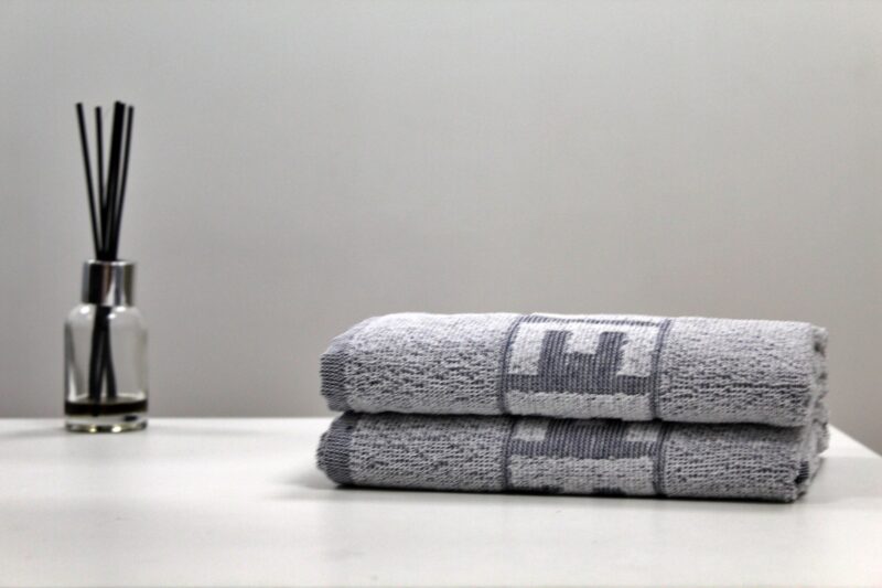 TOALLA PELUQUERIA 50 x 90 ALGODON 100% (GRISES) - Imagen 3